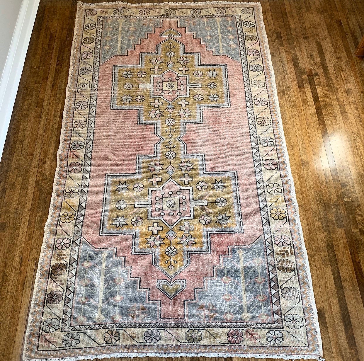 Large Vintage Turkish Rug 9’5” x 4’6” Pink and Grey Turkish Rug Pink Oushak Rug