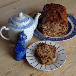 Receta tradicional galesa de pan de frutas Bara Brith (sin lácteos)