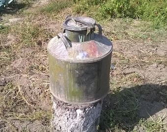 League Milk Can 1960/Vintage Milk Can/Old Milk Can/Milk Can 10 Gallon  Milk Can/Farmhouse milk can/Rustic milk can