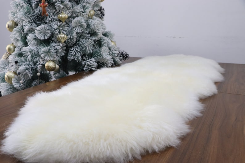 New Zealand Genuine Large Sheepskin Throw Rug Perfect for Bedroom Comfort