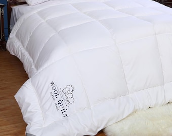 Woolous Wool filled Duvet - Lightweight Australian Wool Comforter, Coverless, Extra Soft and Warm - All Seasons Quilt