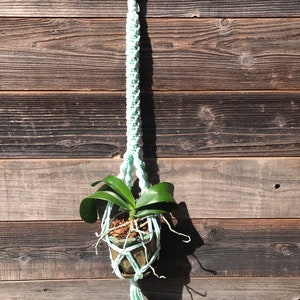 Mint Macrame Plant Hanger // Boho Home Decor // Modern Macrame