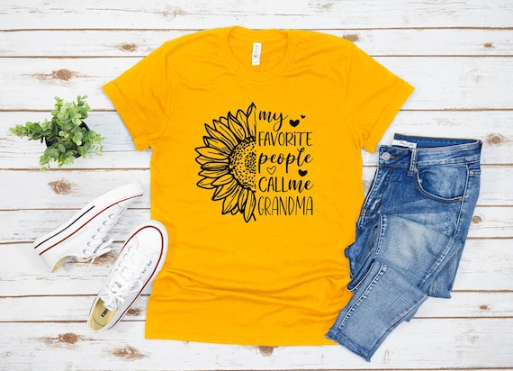 My Favorite People Call Me Granny T-Shirt Best Gift Idea My Favorite People Call Me Granny T-Shirt Best Gift Idea