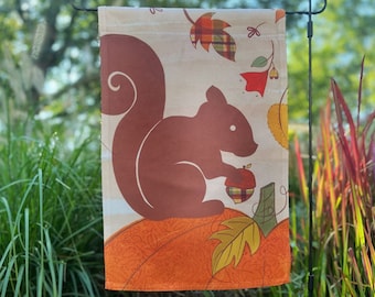 Fall Squirrel Garden Flag, Pumpkin House Flag, Decorative Fall Porch Decor, Plaid Flag, Fall Outdoor Home Decor Yard Art