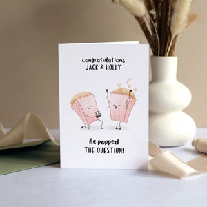 Biglietto di fidanzamento con popcorn divertenti / Biglietto con nomi personalizzati / Gioco di parole carino e divertente con amore / Congratulazioni alla coppia di sposi fatto a mano