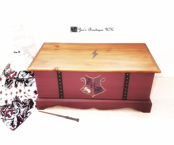 NOW SOLD Harry Potter Toy Box, Harry Potter Trunk, Blanket Box, Toy Chest -   Sweden