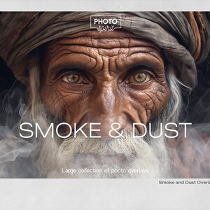 Peut inclure: Gros plan sur le visage d'un homme avec une barbe blanche et un turban. Les yeux de l'homme regardent directement la caméra. L'image est superposée de fumée et de poussière, créant un effet brumeux. Le texte "SMOKE & DUST" est écrit en lettres blanches sous le visage de l'homme. Le texte "Large collection of photo overlays" est écrit en lettres blanches sous le texte "SMOKE & DUST". Le texte "Smoke and Dust Overlay #021" est écrit en lettres blanches sous le texte "Large collection of photo overlays".
