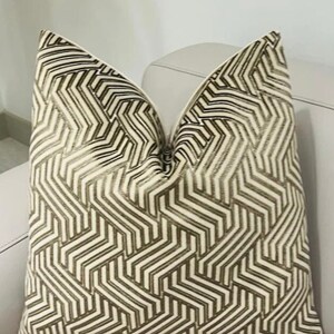 Luxury Beige Velvet Pillow Cover, Beige Pillow Cover,  Beige Velvet Pillow, Throw Pillow Cover, Decorative Pillow Case, Pillow Cover 18X18