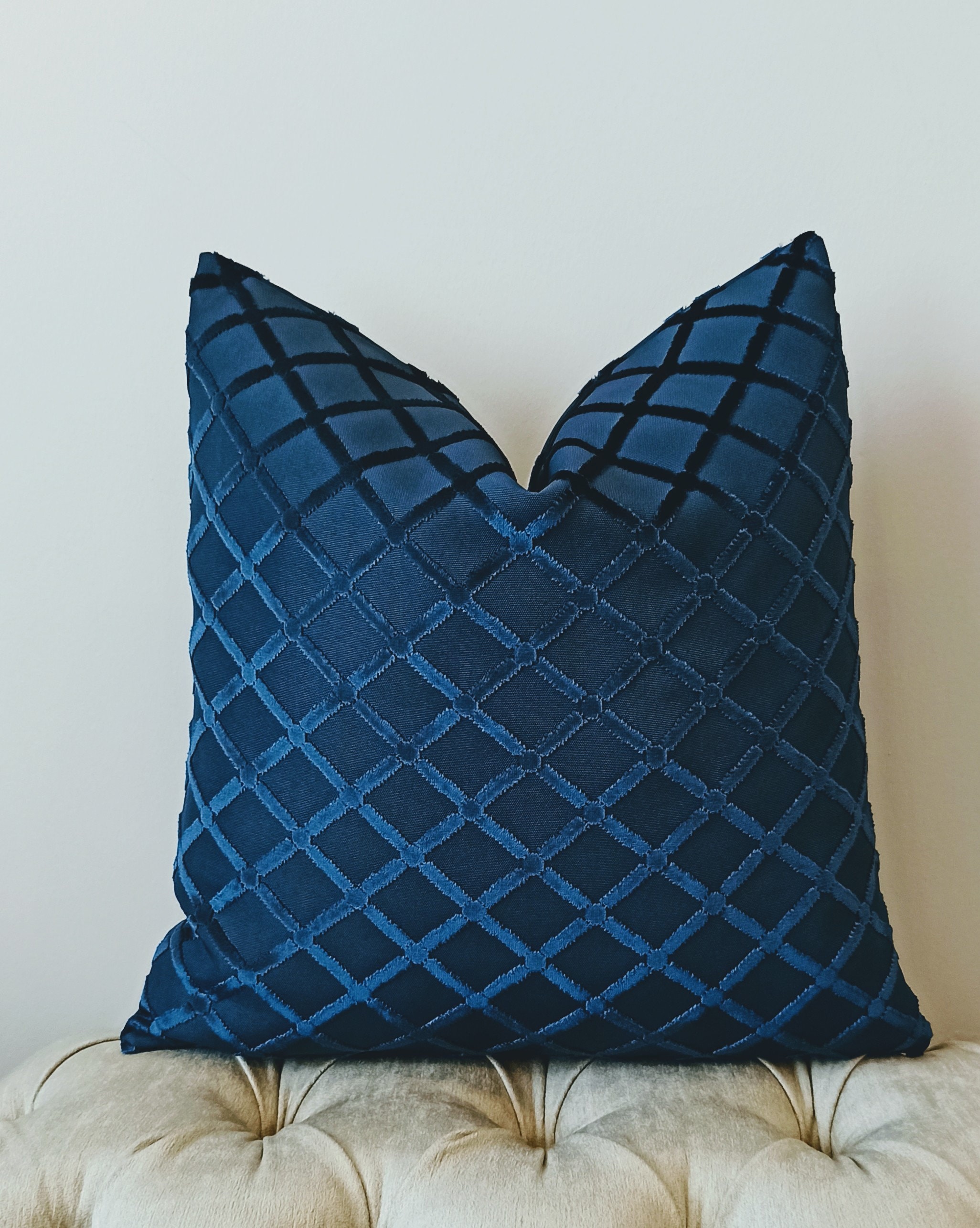 Luxury Navy Blue Velvet Pillow Covervelvet Pillowthrow Etsy