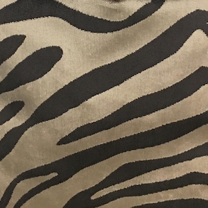 Luxury Upholstery Gray Velvet Fabric, Tiger Fabric, Fabric By The Yard, Velvet Fabric For Curtain, Upholstery Furniture Fabric, Chair Fabric