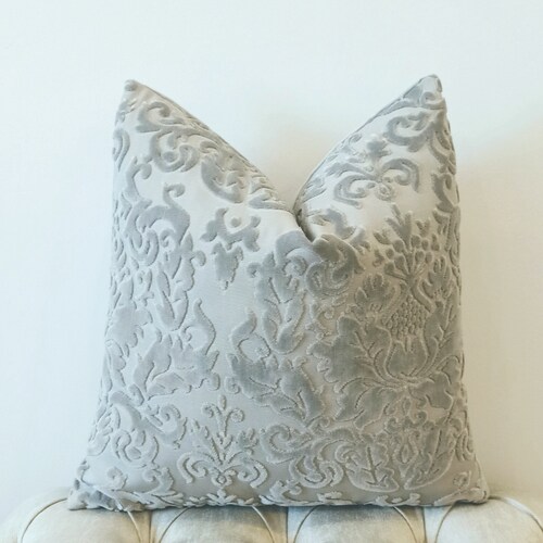 Luxury Silver Grey Velvet Throw Pillow Grey Pillows Velvet - Etsy