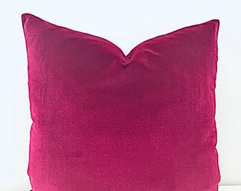 Luxury Dark Fuchsia Velvet Pillow Cover: Decorative Throw Cushion