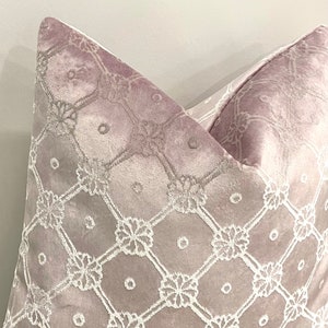 Lilac Pink Velvet Pillow Cover, Luxury Throw Pillow, Decorative Cushion Case, Euro Sham Pillow, Custom Made Accent Pillows, All Sizes 18X18