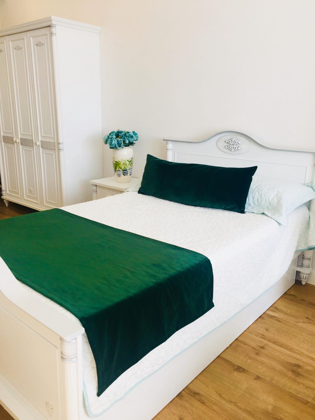 Double-sided Dark Emerald Green Velvet Bed Runner, Bed Scarf, Bed Cover ...