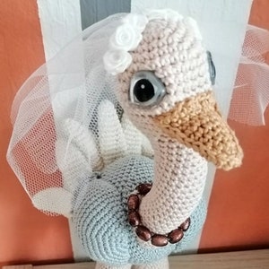 Bridal bouquet, crocheted throwing bouquet PDF crochet pattern