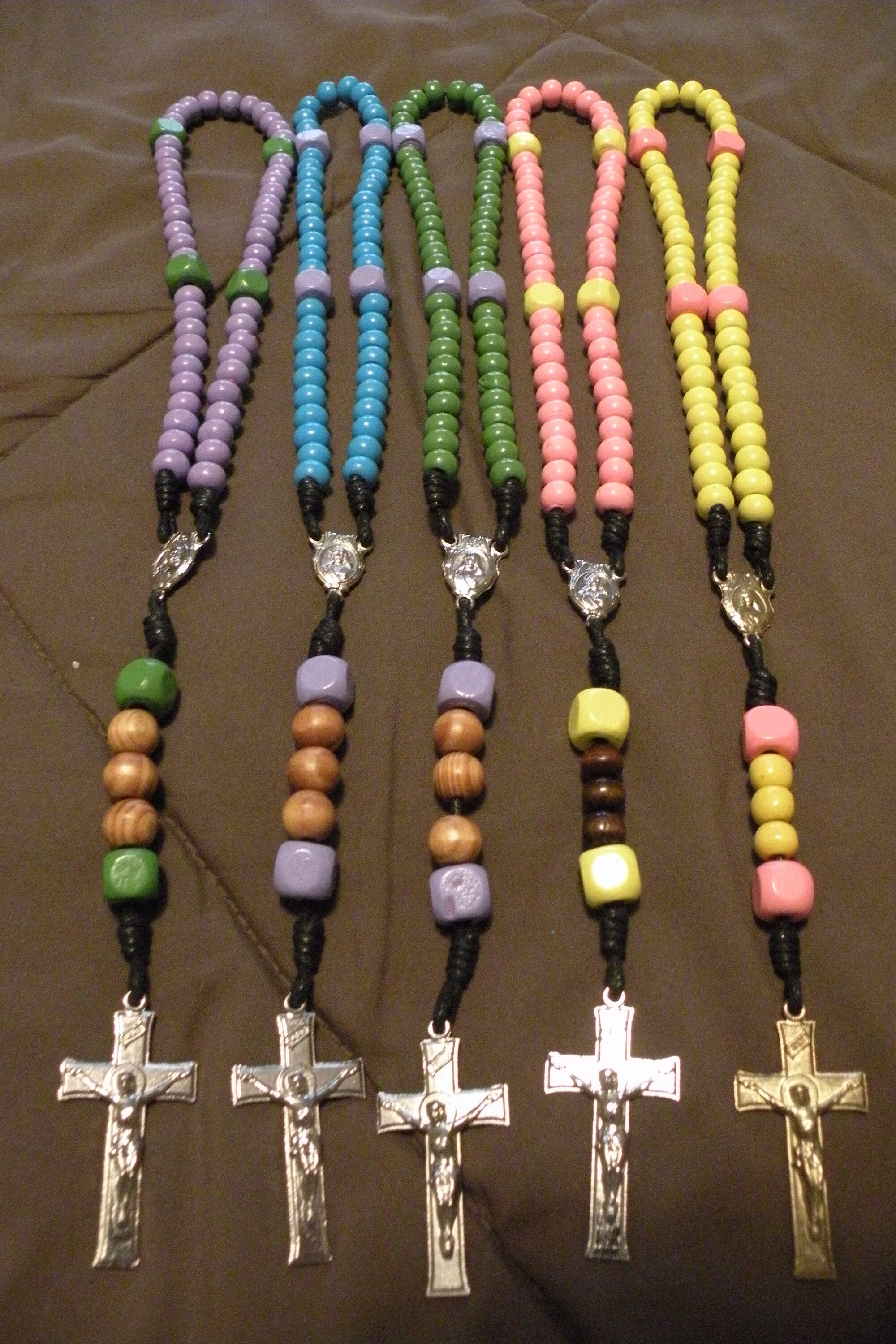 Lot of 5 Wood Bead Rosaries Handmade by a Benedictine Monk of Etsy Italia