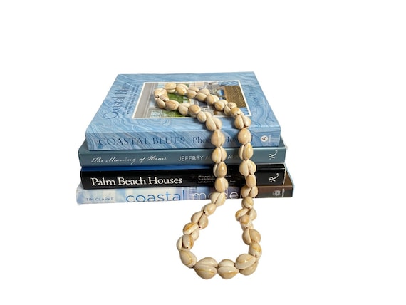 Cowrie Shell Necklace / Garland