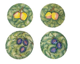 Vintage Italian Majolica Leaf & Fruit Plates – Set of Four