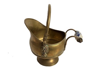 Brass Coal Scuttle with Blue White Delft Handle | Vintage Brass Pail | Planter