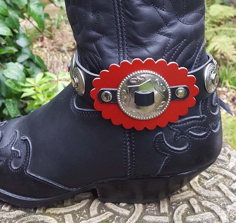 concho boot straps