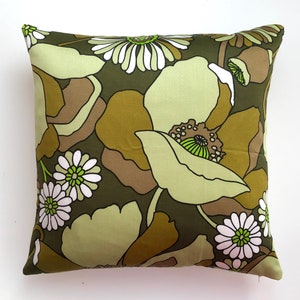 Bevis Tatton vintage cushion cover, retro floral print, green daisy, mid century