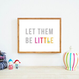 Let Them Be Little Pink Wall Art 11x14 Print, dekoracja ścienna dla dzieci, neutralny pod względem płci pokój dziecięcy, dekoracja pokoju dziecięcego