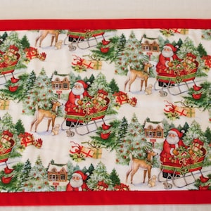 Santa Placemats, Christmas Placemats, Reindeer Placemats, Santa and Sleigh Placemats, Country Christmas Decor, Christmas Table Decor, Santa