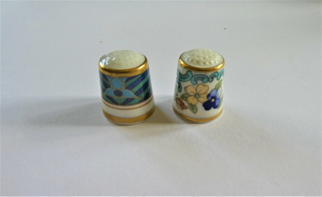 2 X Royal Doulton Thimbles Fine China Floral Abstract Vintage
