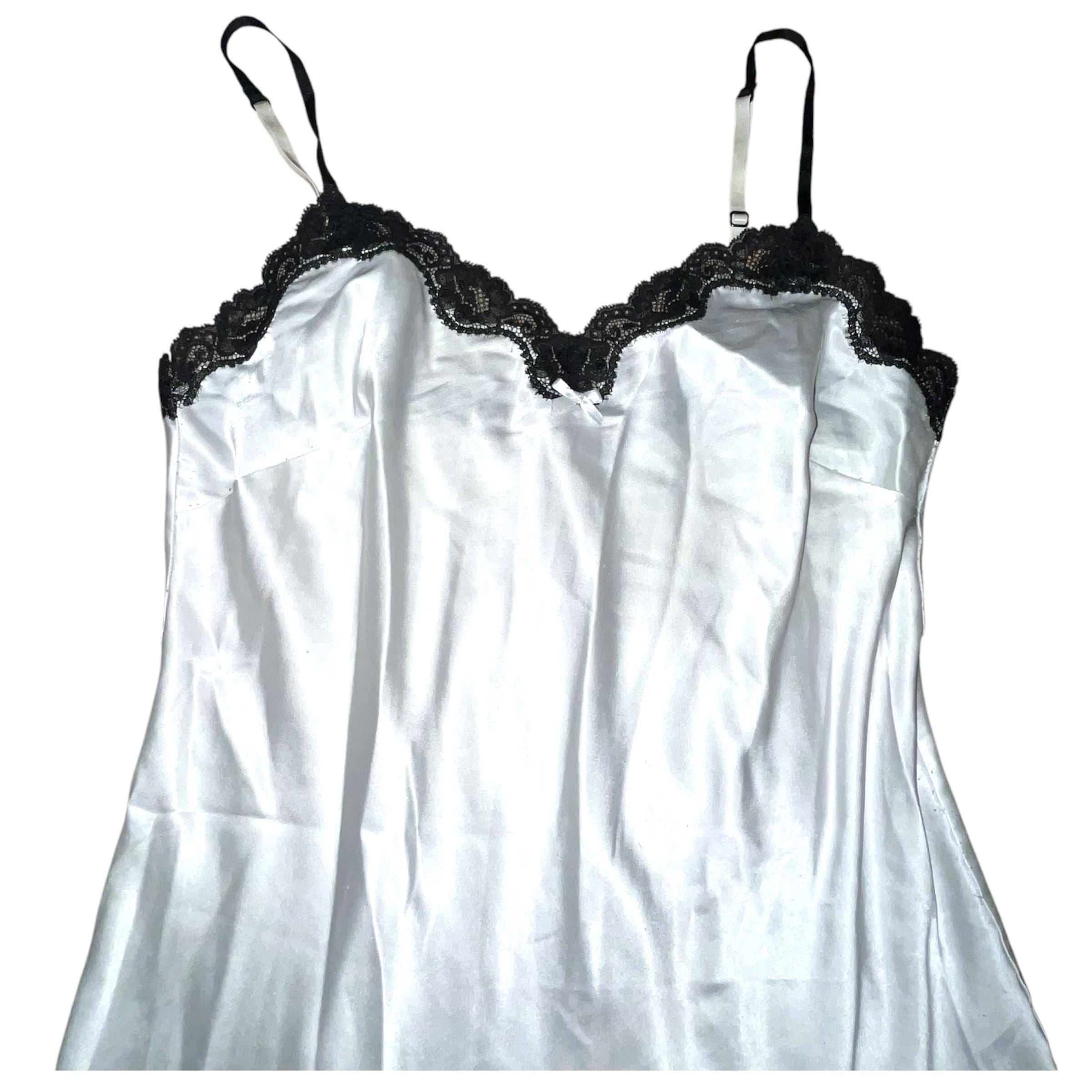 Vintage Y2K Lace Up Detail Monochrome Gown