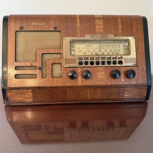 Vtg Art Deco 1939 Philco Model 39-30 Wooden Tabletop Tube Radio Bakelite Knobs