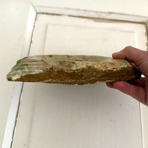 Cenicero/bol de piedra de ónix natural veteada tallada a mano, estilo vintage, con borde sin tratar, 7" imagen 6