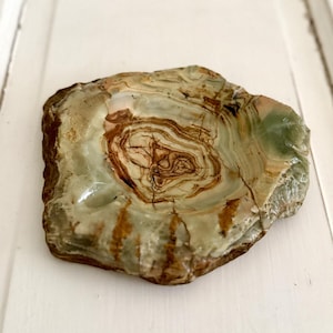 Cenicero/bol de piedra de ónix natural veteada tallada a mano, estilo vintage, con borde sin tratar, 7" imagen 1