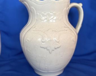 Pichet à eau ancien en grès des années 1800 - Ferme rustique victorienne du XIXe siècle