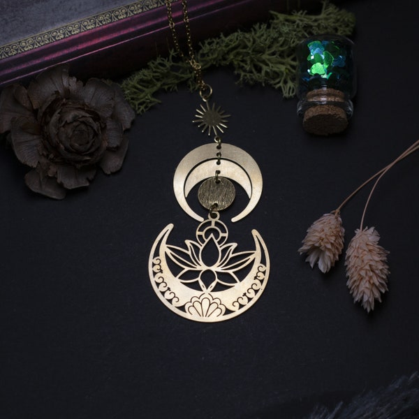 collier pendentif nénuphar et lune en laiton