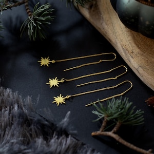 single loop - brass chain and star