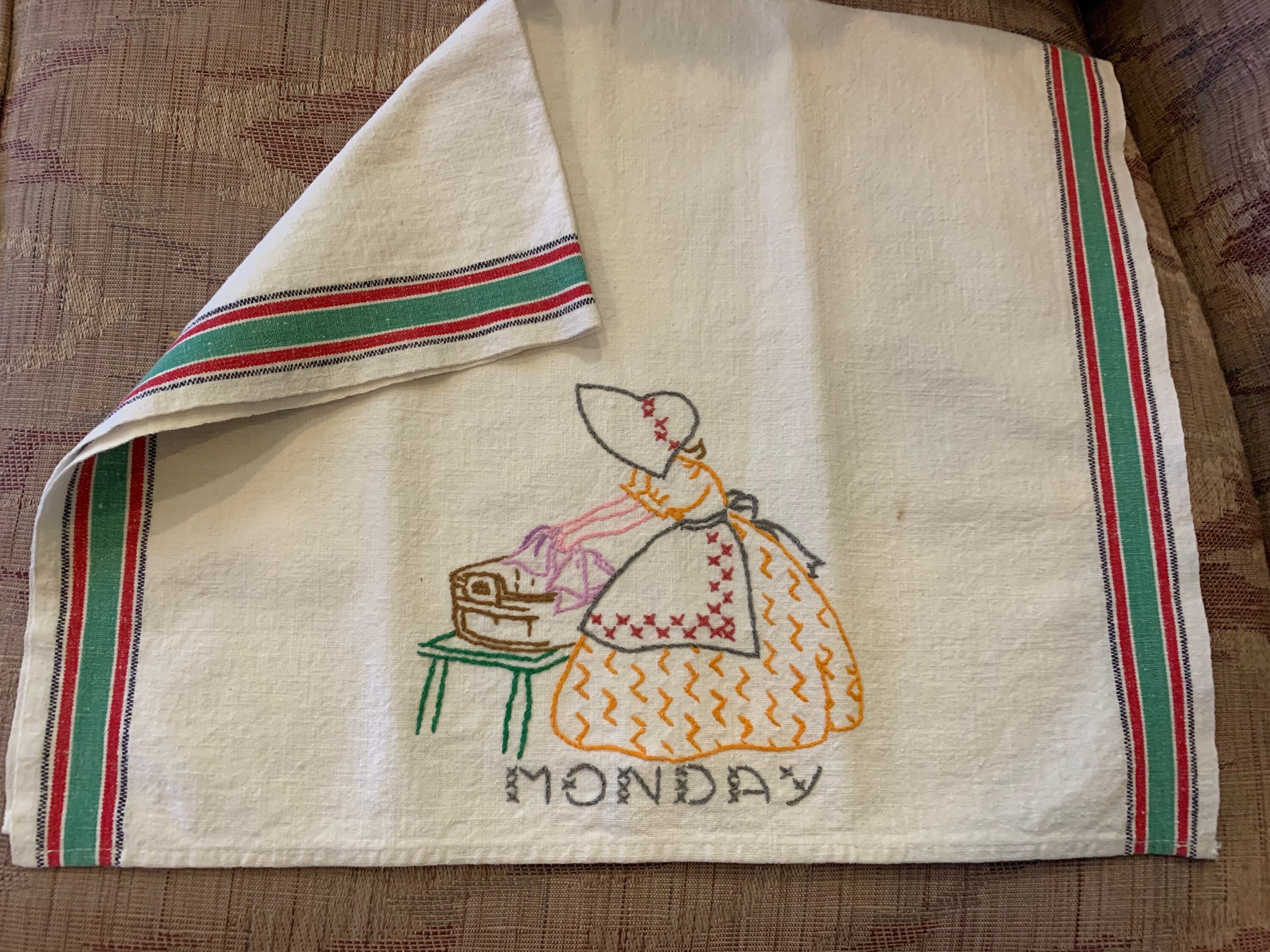 Vintage Mixed Linens Embroidery Lace 12 Pieces Etsy