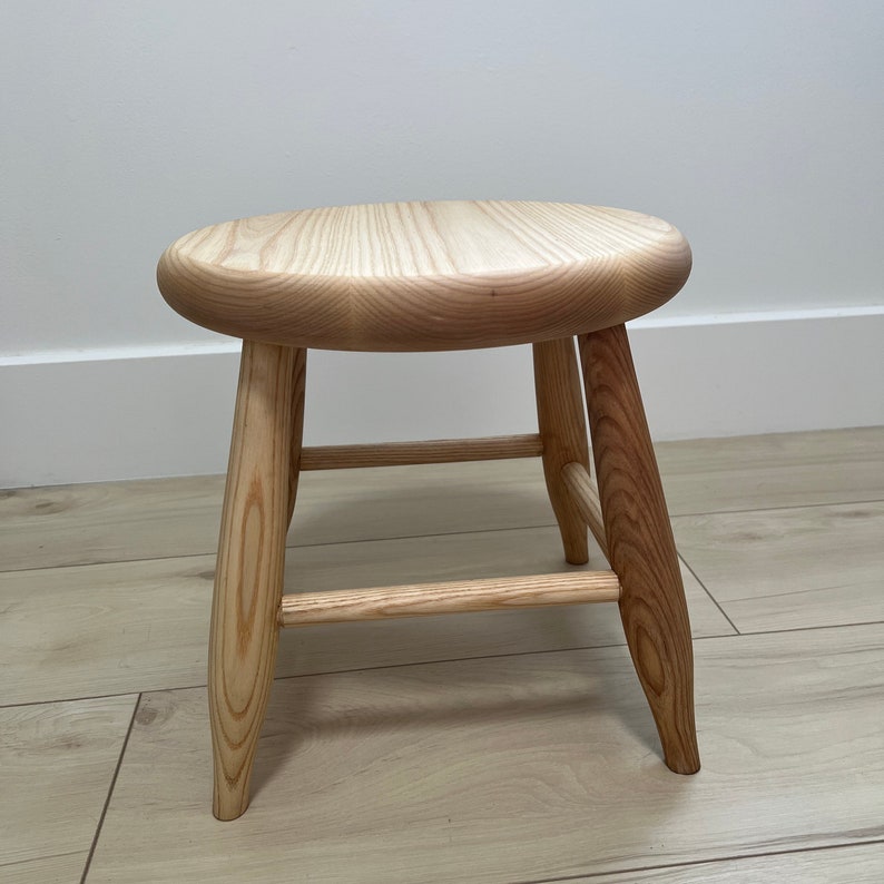 Lil' Ash Round Stool image 5