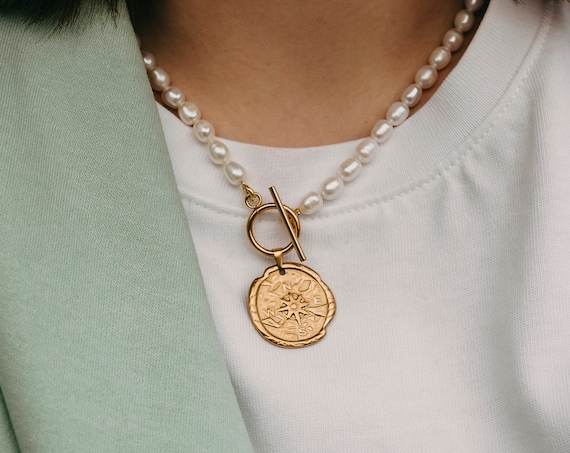 Helen Pearl Necklace