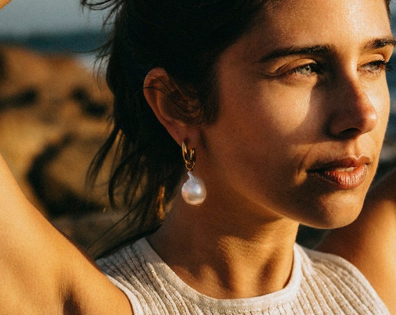 Florence pearl earrings