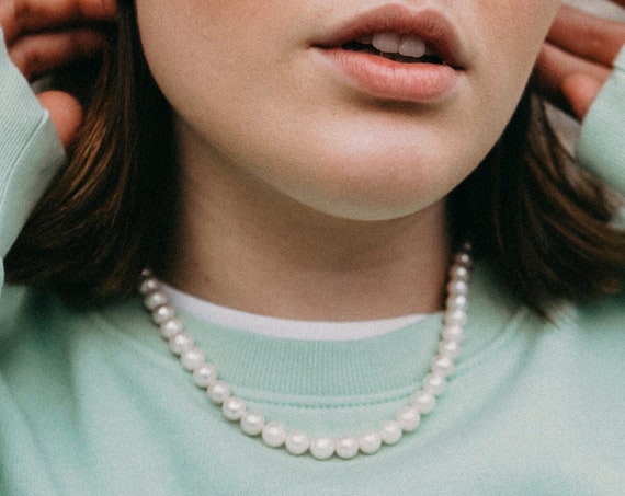 Kate Pearl Necklace