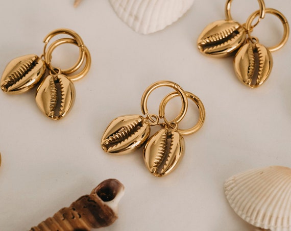 Positano seashell hoop