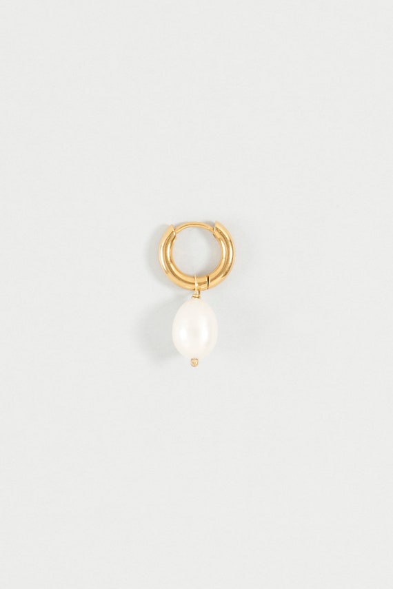 Pearl Hoop
