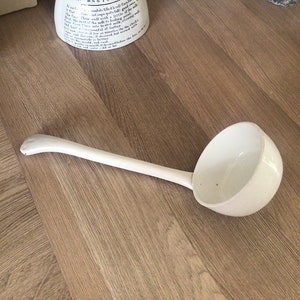 Antique French ironstone ladle || vintage creamware ladle || large white ladle || brocante || Jeanne d&#39;arc || Vintage by Nina