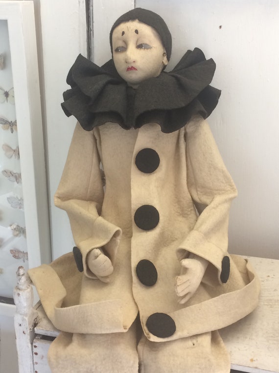 pierrot doll