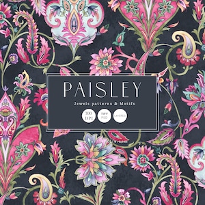 Op de afbeelding: Een naadloos patroon met een paisley-ontwerp met roze, blauwe en groene bloemmotieven op een donkerblauwe achtergrond. De tekst "PAISLEY Jewels patterns & Motifs" wordt weergegeven in witte tekst op een zwarte rechthoek. De tekst "300 DPI, TIFF PSD, LAYERED" wordt weergegeven in witte tekst op drie cirkels.