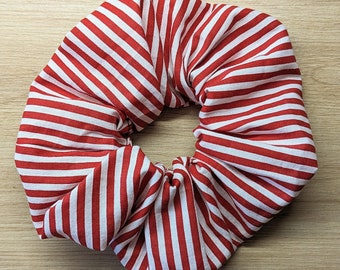 Large red and white scrunch, cotton scrunchy, large sized scrunchy