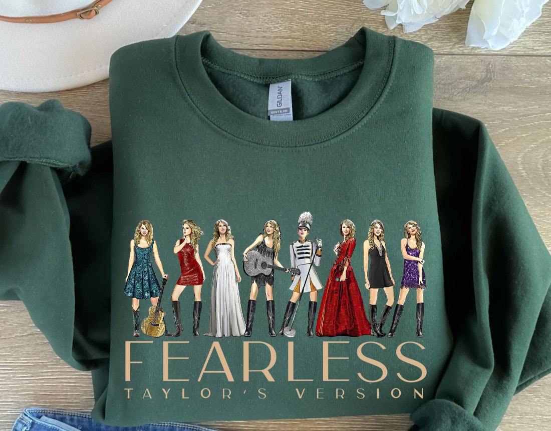 Fearless Taylor's Version Skeleton Heart Hands Halloween Shirt, Crewneck  Tshirt Taylor Swift Cute Spooky Graphic Tee Swiftie Gift for Fall 