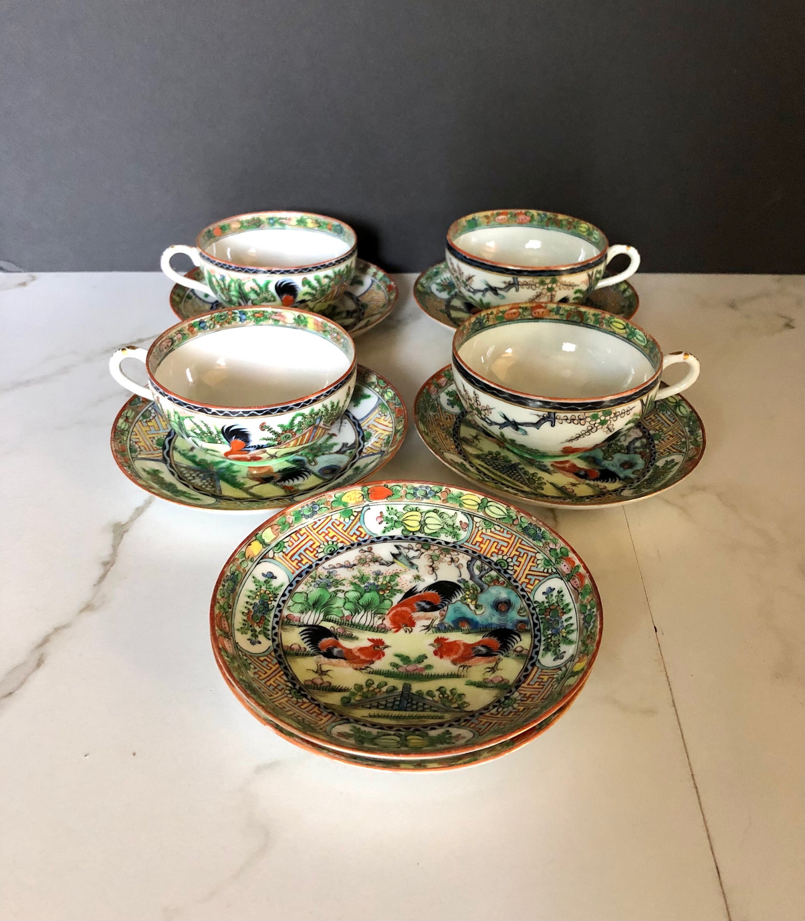 Vintage! Rooster Tea Set. Vintage Farmhouse decor. Vintage kitchenware