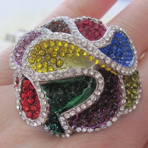 Size 5, Vintage Multi Color Rhinestone Statement Floral Ring, Flower Ring, Cocktail Ring, Bling, Rose Gold Costume Jewelry Gift for Her