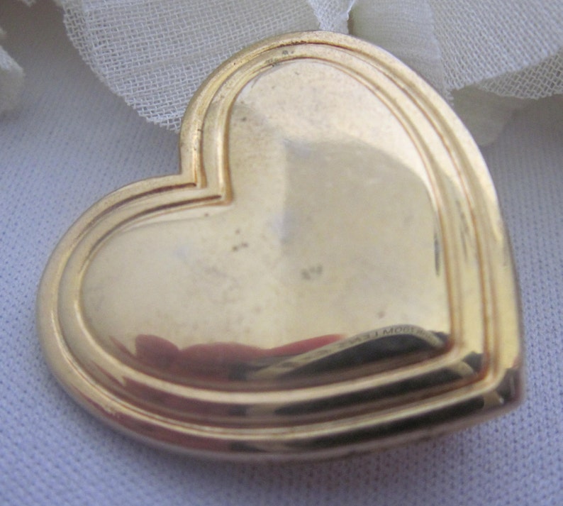 Disney Brooch 1993 Club Brooch Gold Heart The Variety Club Brooch Pin With Border Collectible
